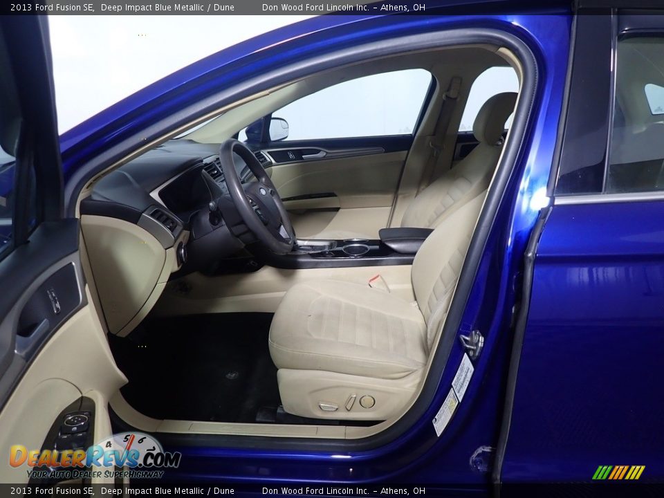 2013 Ford Fusion SE Deep Impact Blue Metallic / Dune Photo #22