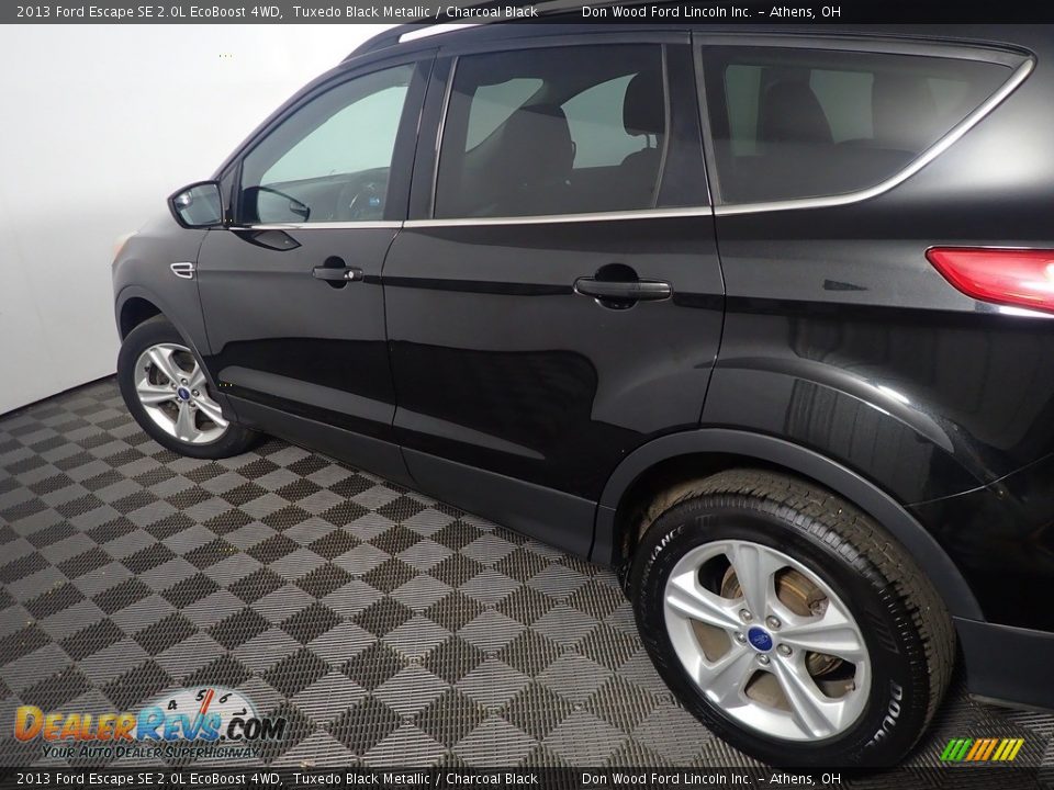 2013 Ford Escape SE 2.0L EcoBoost 4WD Tuxedo Black Metallic / Charcoal Black Photo #20
