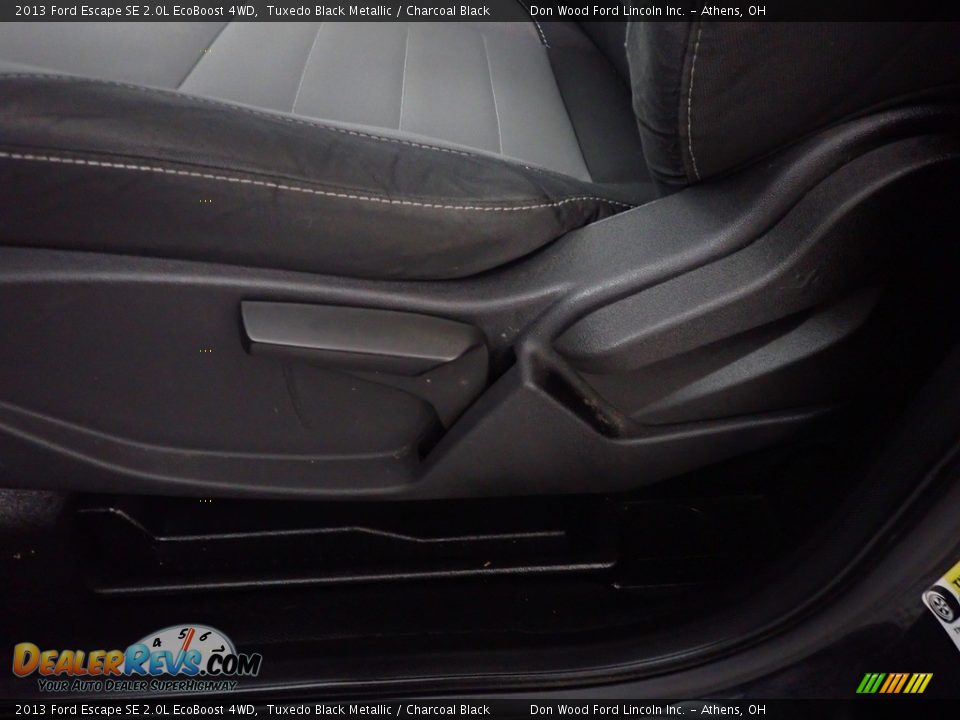 2013 Ford Escape SE 2.0L EcoBoost 4WD Tuxedo Black Metallic / Charcoal Black Photo #26
