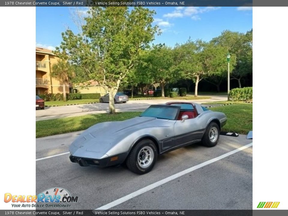 1978 Chevrolet Corvette Coupe Silver / Red Photo #2