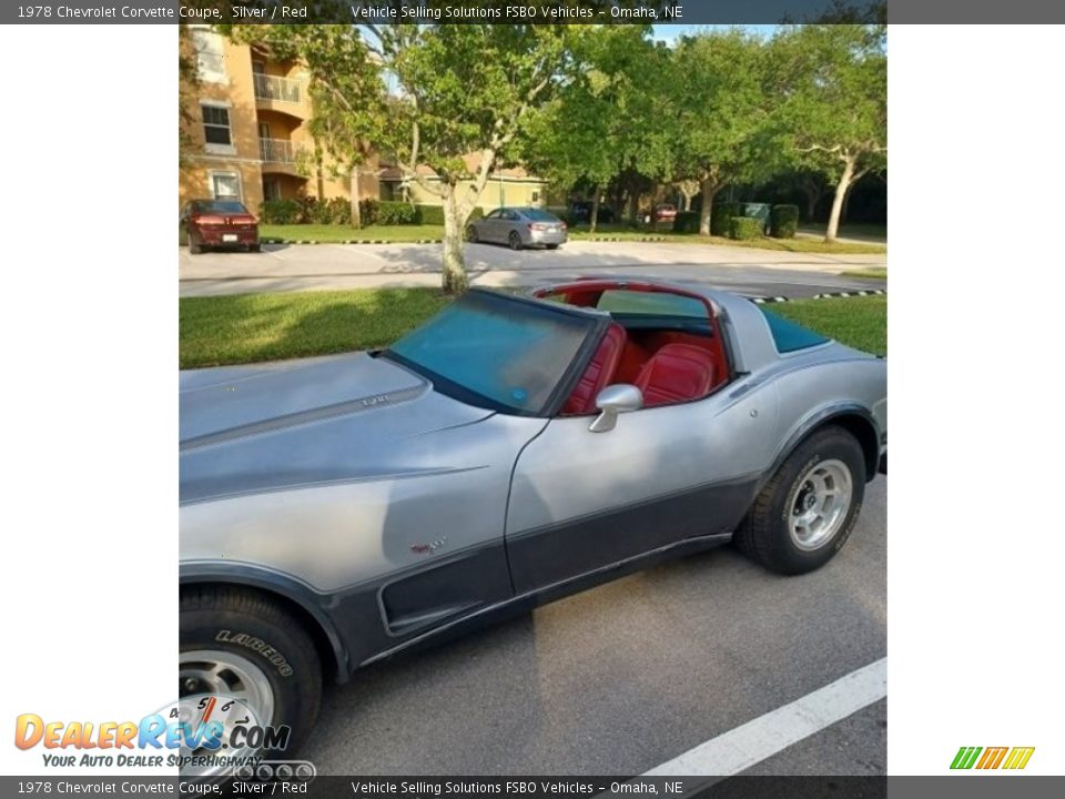 1978 Chevrolet Corvette Coupe Silver / Red Photo #3