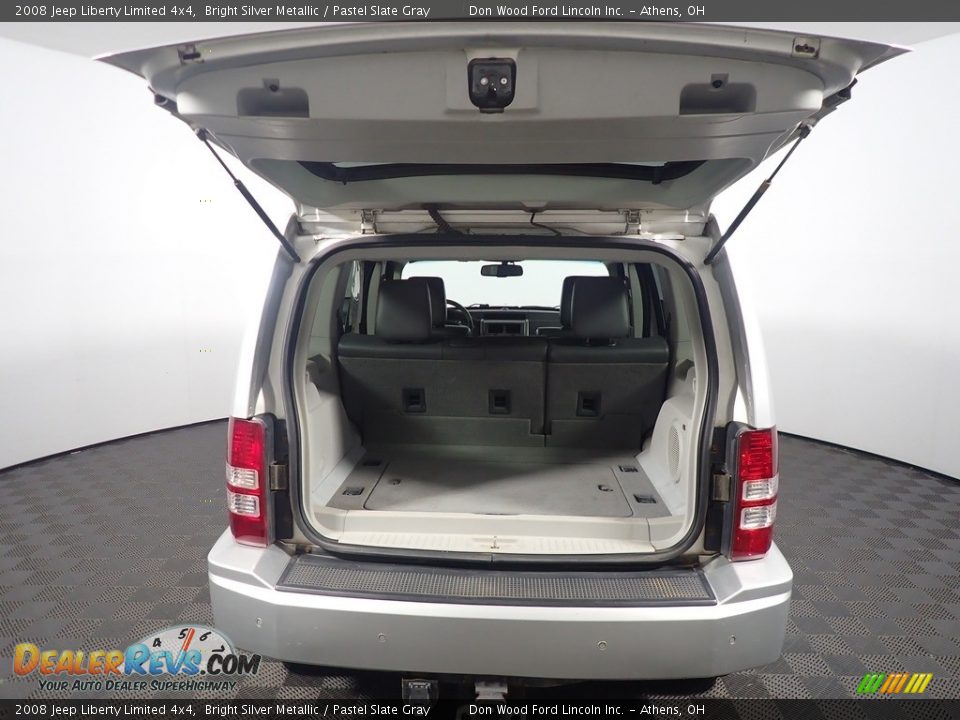 2008 Jeep Liberty Limited 4x4 Bright Silver Metallic / Pastel Slate Gray Photo #14