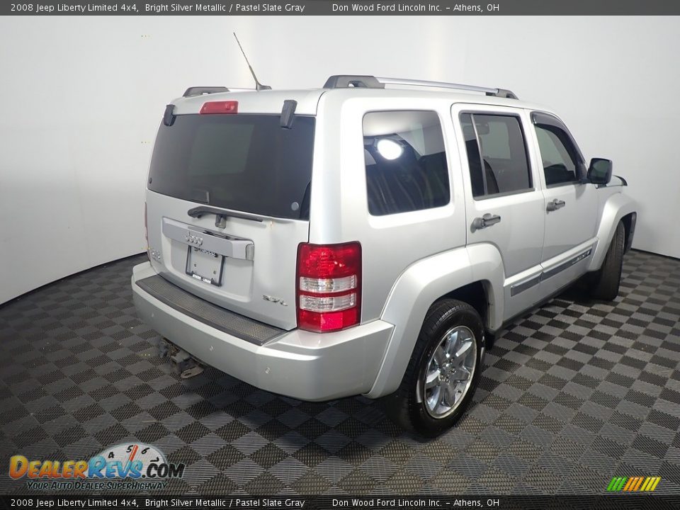 2008 Jeep Liberty Limited 4x4 Bright Silver Metallic / Pastel Slate Gray Photo #17