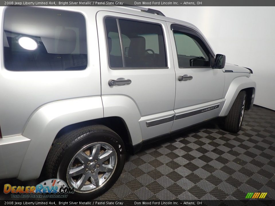 2008 Jeep Liberty Limited 4x4 Bright Silver Metallic / Pastel Slate Gray Photo #19