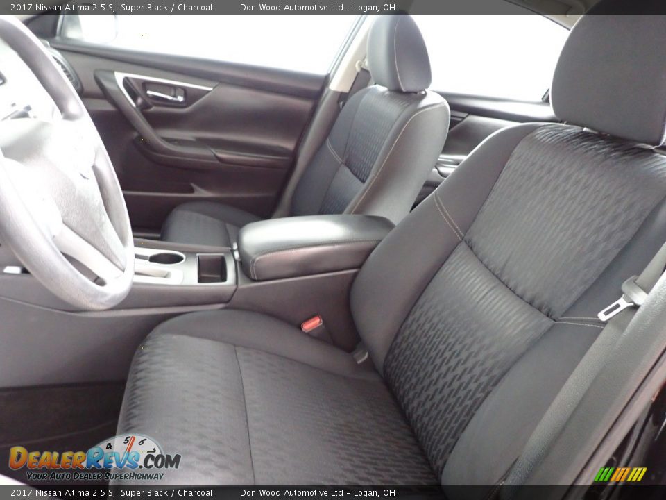2017 Nissan Altima 2.5 S Super Black / Charcoal Photo #14