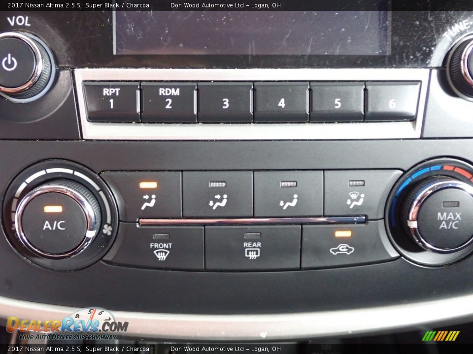 2017 Nissan Altima 2.5 S Super Black / Charcoal Photo #19