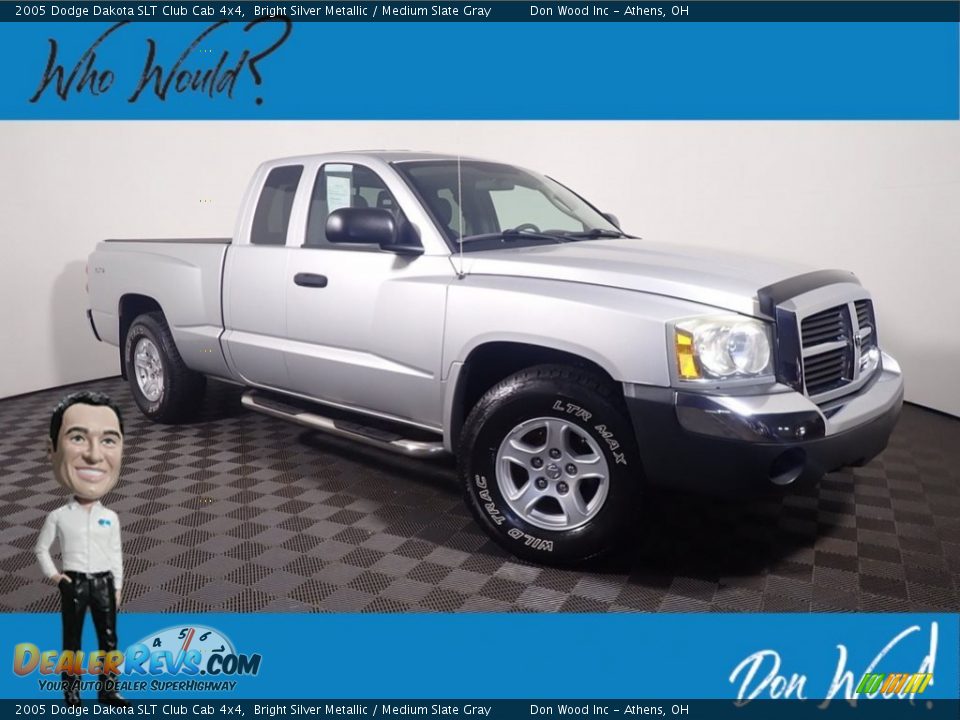 2005 Dodge Dakota SLT Club Cab 4x4 Bright Silver Metallic / Medium Slate Gray Photo #1