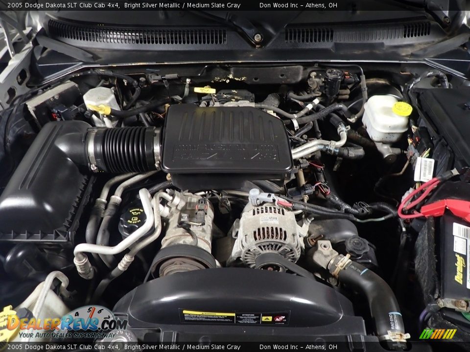 2005 Dodge Dakota SLT Club Cab 4x4 Bright Silver Metallic / Medium Slate Gray Photo #6