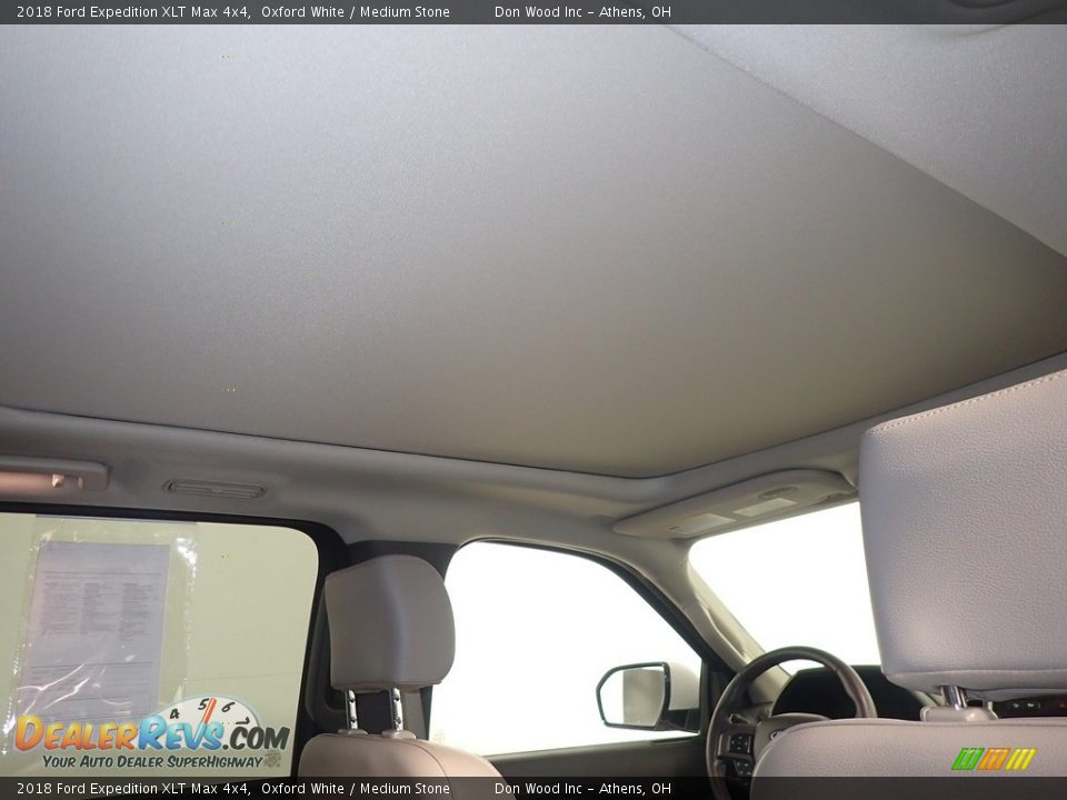 2018 Ford Expedition XLT Max 4x4 Oxford White / Medium Stone Photo #2