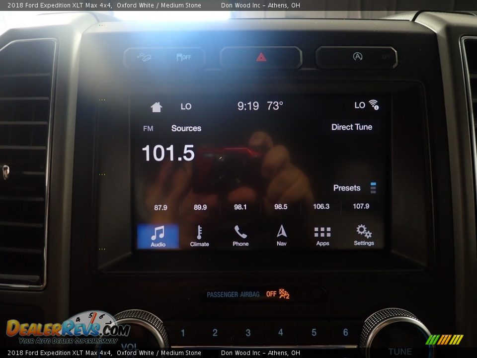 2018 Ford Expedition XLT Max 4x4 Oxford White / Medium Stone Photo #26