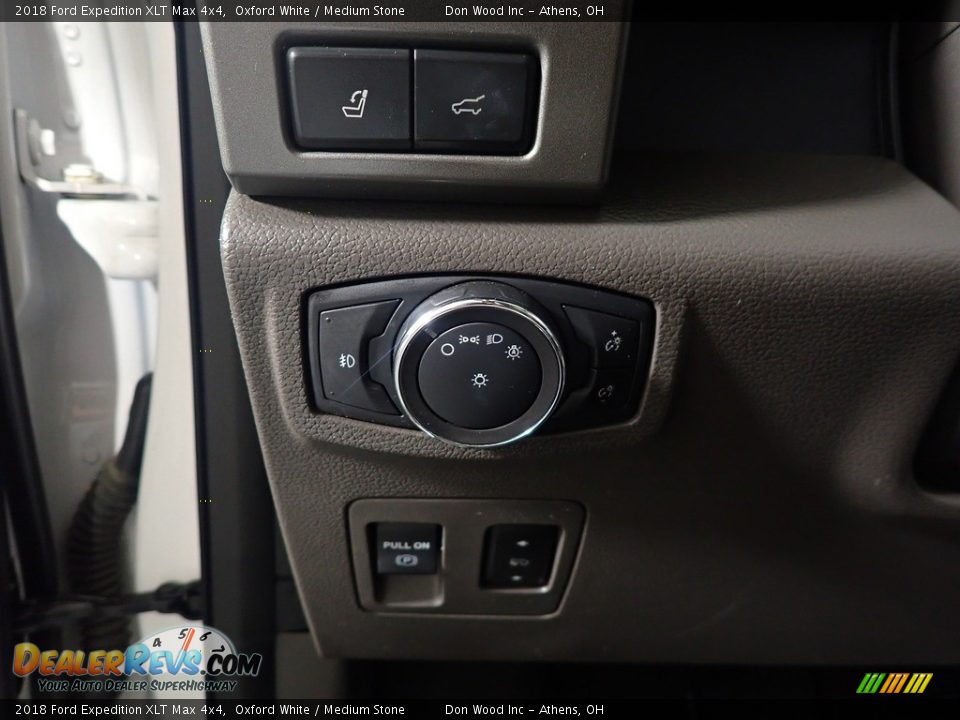 2018 Ford Expedition XLT Max 4x4 Oxford White / Medium Stone Photo #31