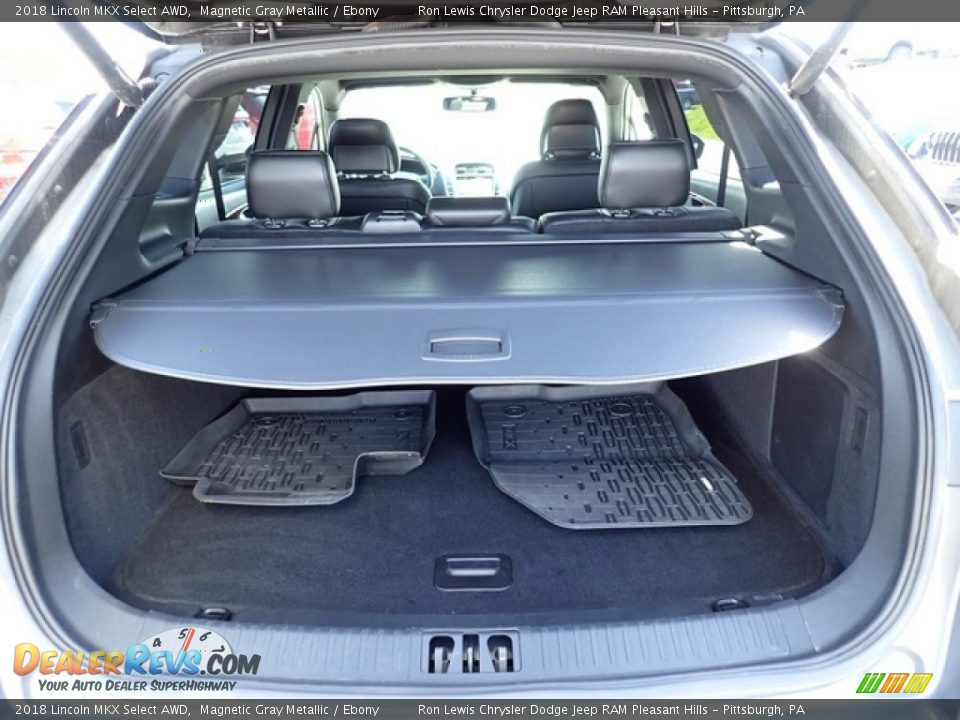 2018 Lincoln MKX Select AWD Trunk Photo #5