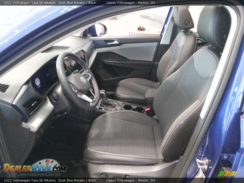 2022 Volkswagen Taos SE 4Motion Dusk Blue Metallic / Black Photo #2