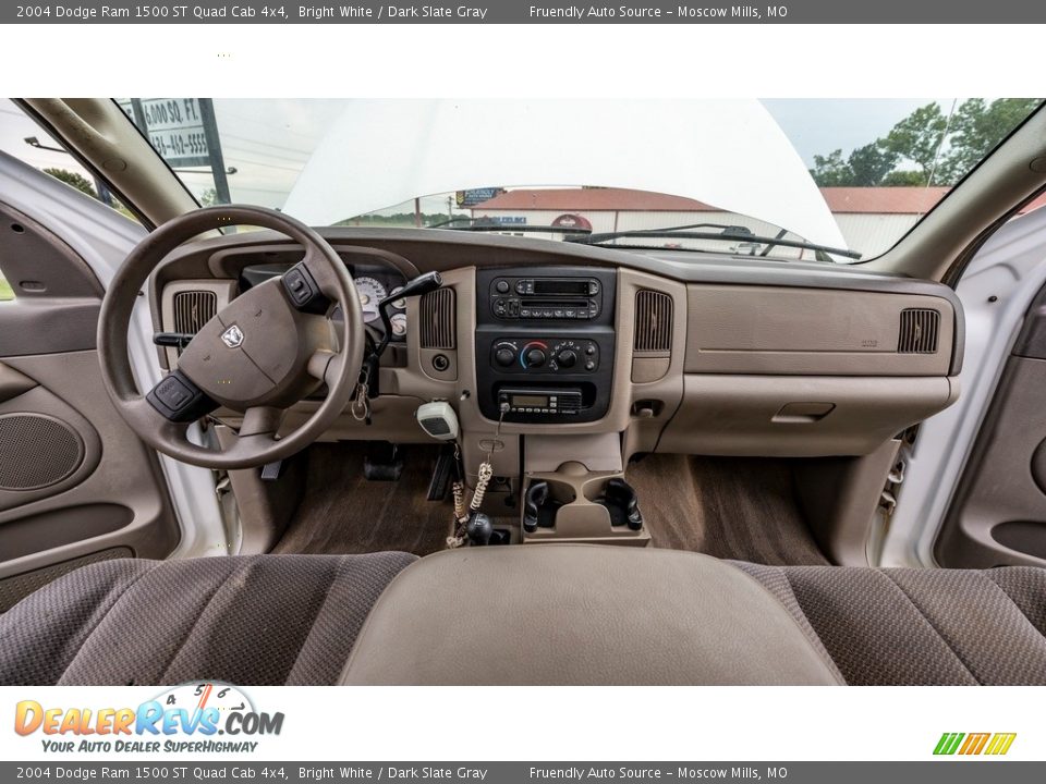 2004 Dodge Ram 1500 ST Quad Cab 4x4 Bright White / Dark Slate Gray Photo #26