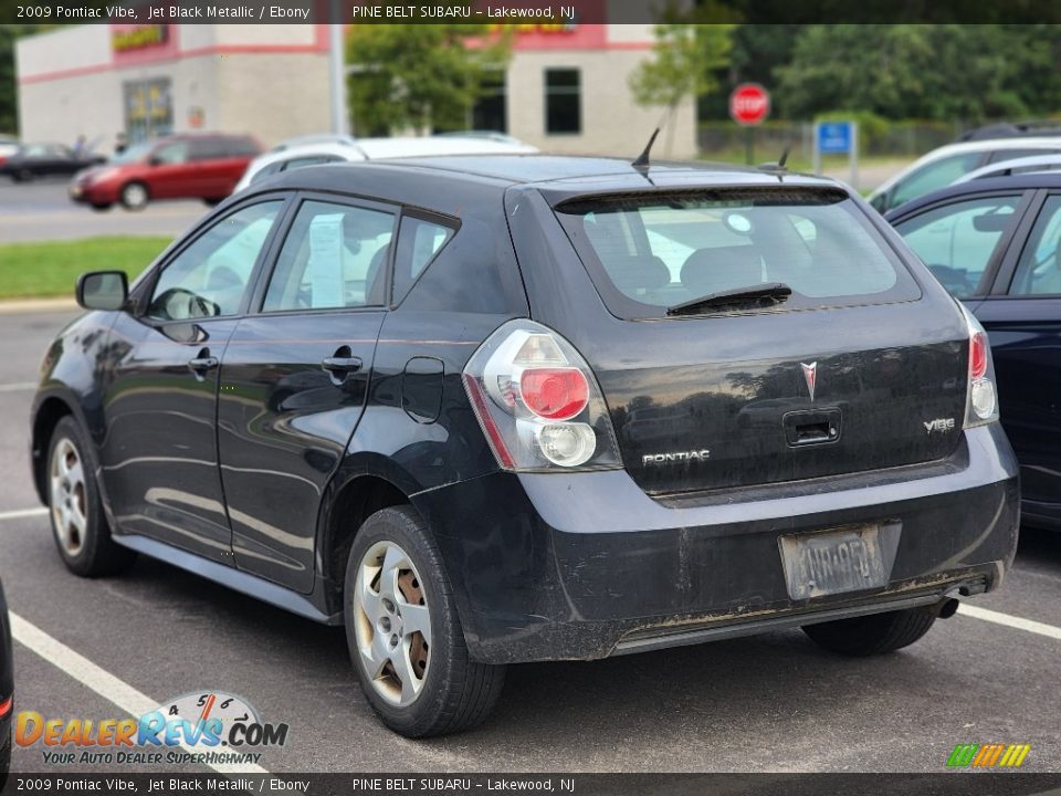 2009 Pontiac Vibe Jet Black Metallic / Ebony Photo #7