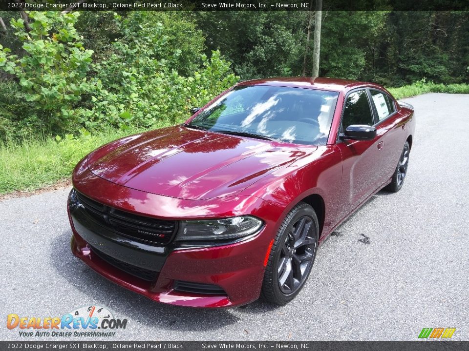 2022 Dodge Charger SXT Blacktop Octane Red Pearl / Black Photo #2