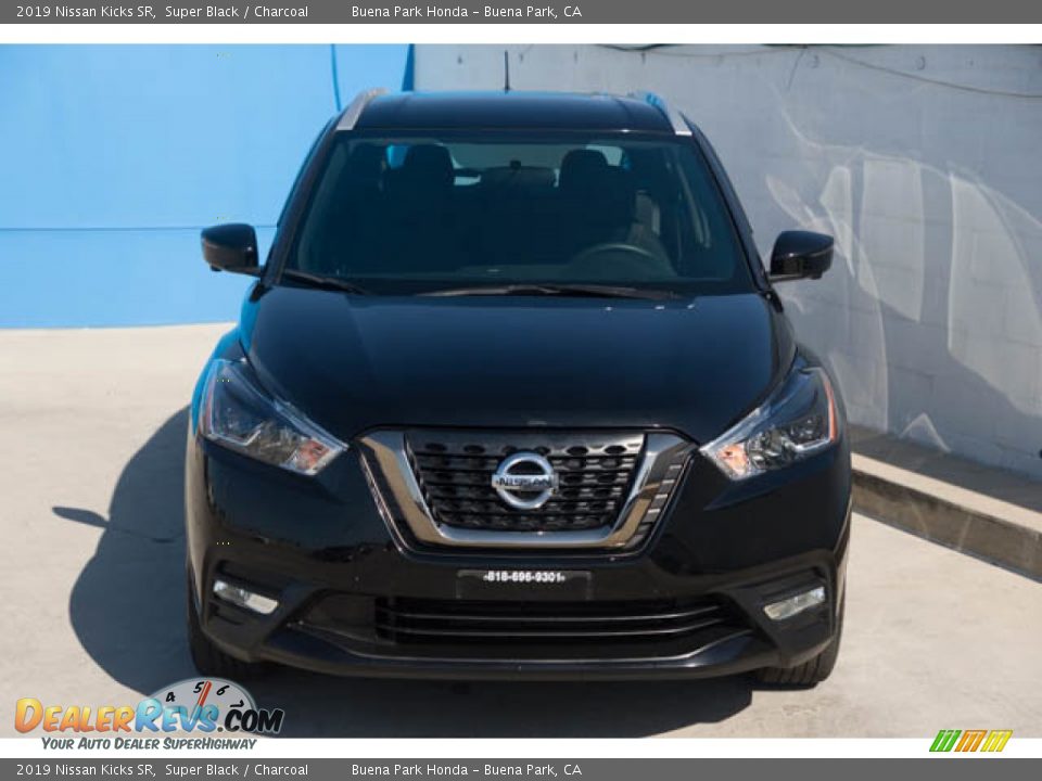 2019 Nissan Kicks SR Super Black / Charcoal Photo #7