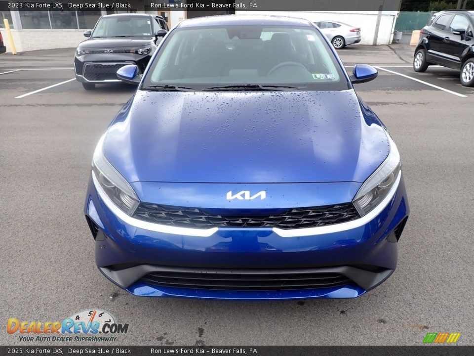 2023 Kia Forte LXS Deep Sea Blue / Black Photo #3