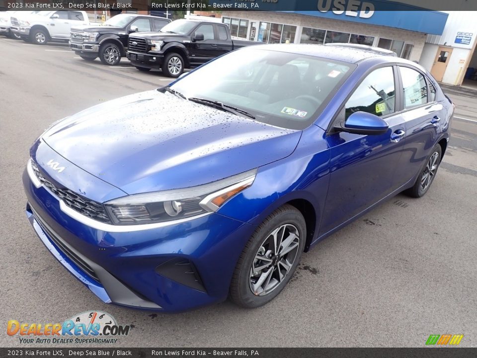2023 Kia Forte LXS Deep Sea Blue / Black Photo #4