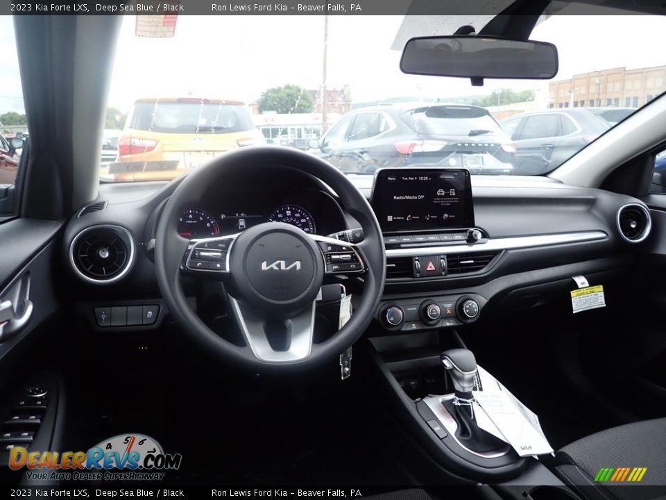 2023 Kia Forte LXS Deep Sea Blue / Black Photo #13