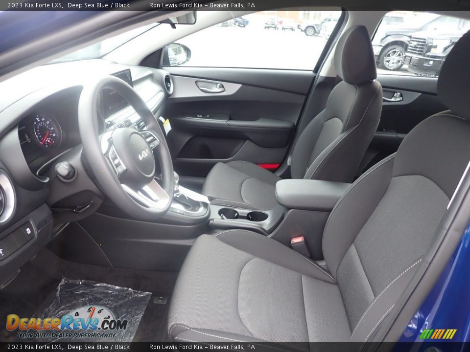 2023 Kia Forte LXS Deep Sea Blue / Black Photo #14