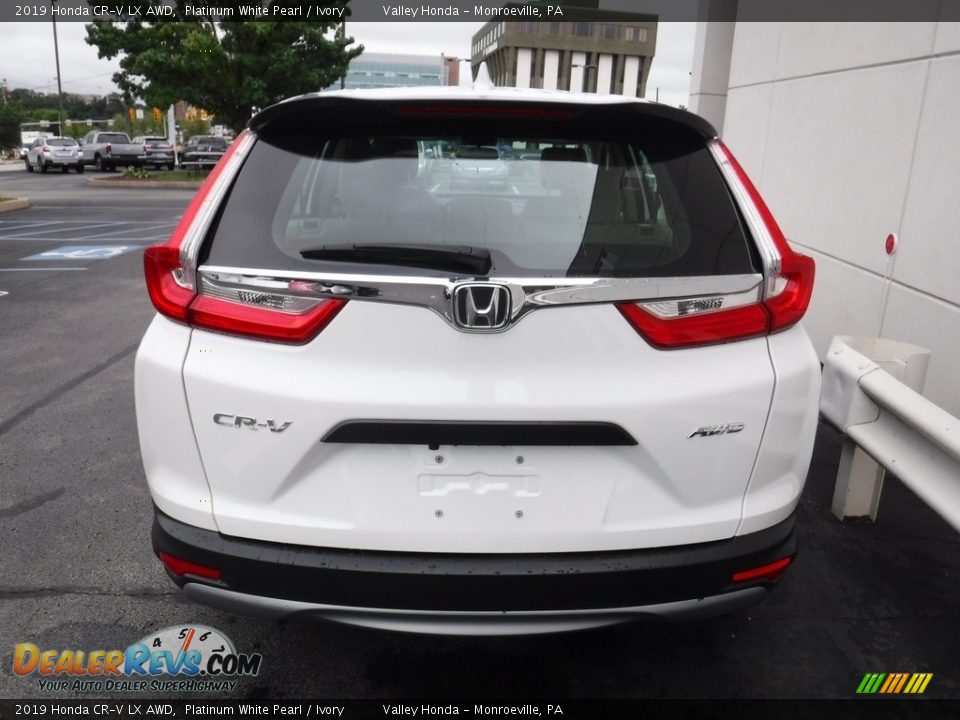 2019 Honda CR-V LX AWD Platinum White Pearl / Ivory Photo #7