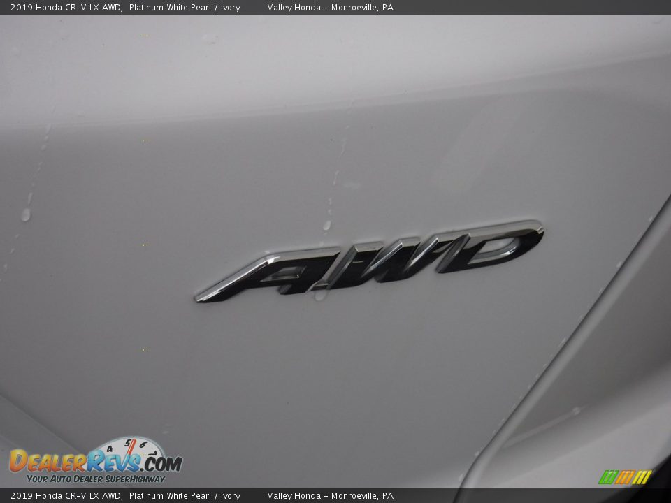 2019 Honda CR-V LX AWD Platinum White Pearl / Ivory Photo #8