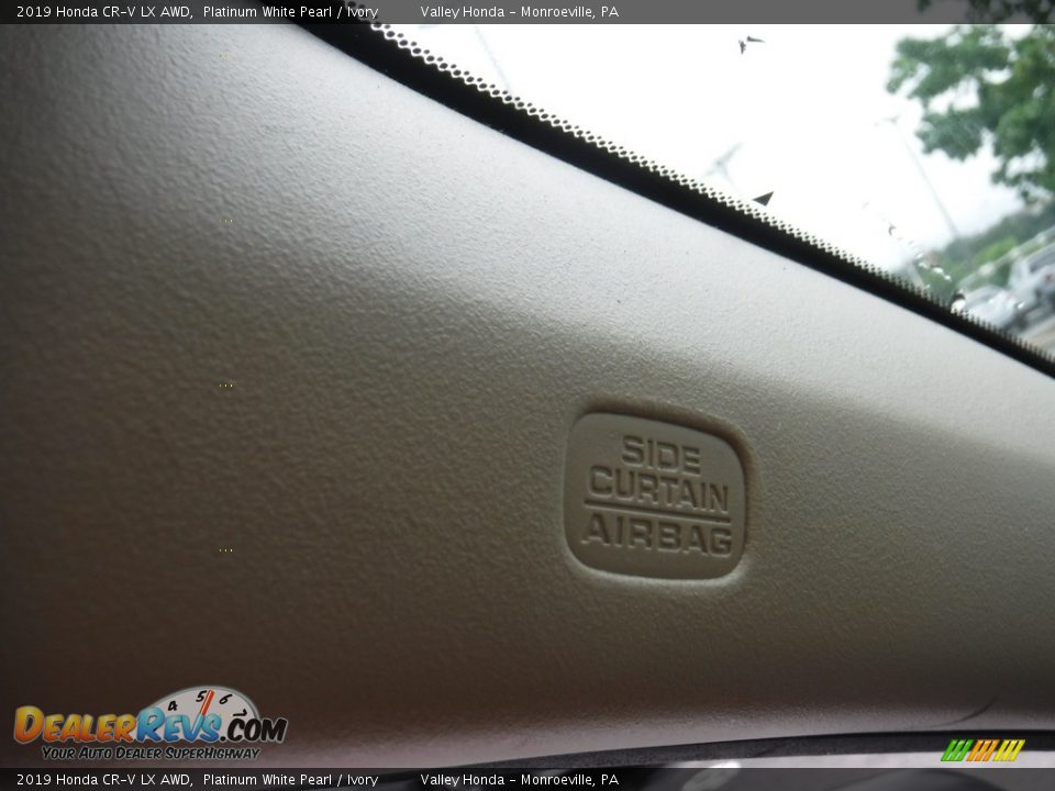 2019 Honda CR-V LX AWD Platinum White Pearl / Ivory Photo #15