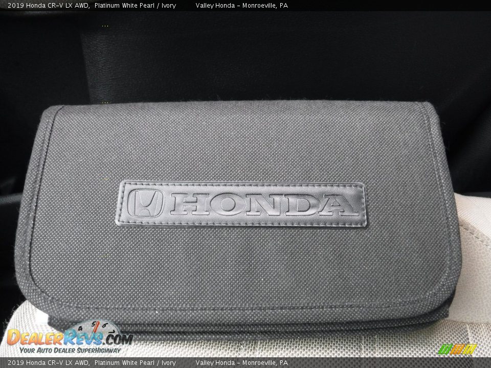 2019 Honda CR-V LX AWD Platinum White Pearl / Ivory Photo #24