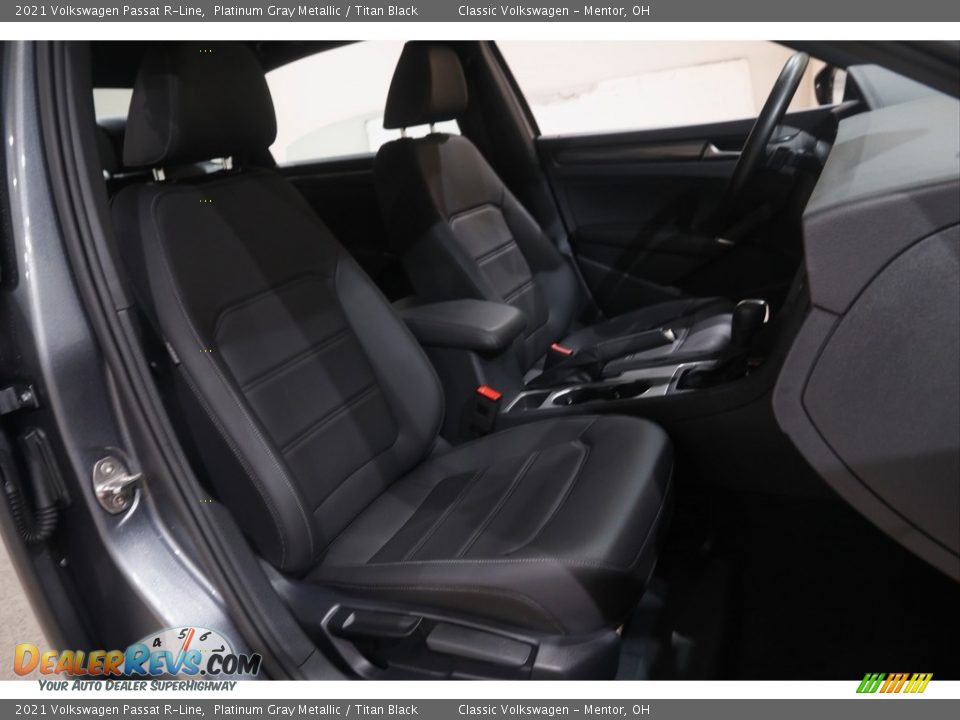 Front Seat of 2021 Volkswagen Passat R-Line Photo #16