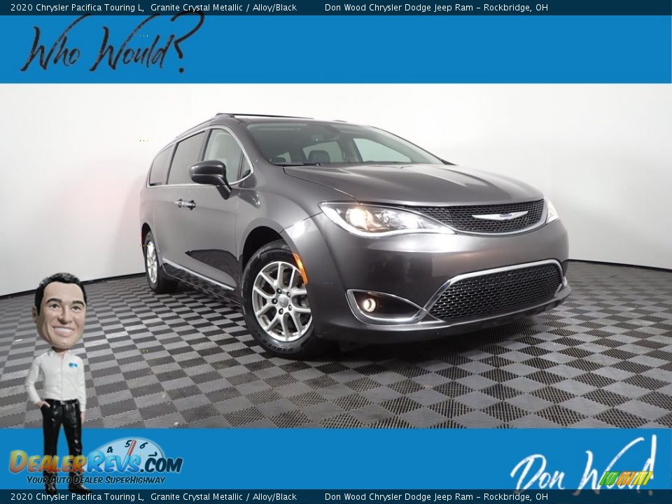 2020 Chrysler Pacifica Touring L Granite Crystal Metallic / Alloy/Black Photo #1