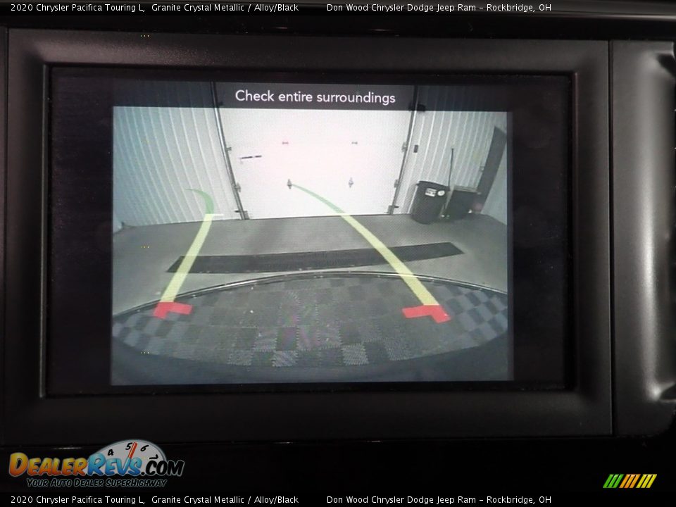 2020 Chrysler Pacifica Touring L Granite Crystal Metallic / Alloy/Black Photo #4