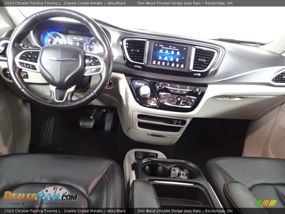 2020 Chrysler Pacifica Touring L Granite Crystal Metallic / Alloy/Black Photo #27