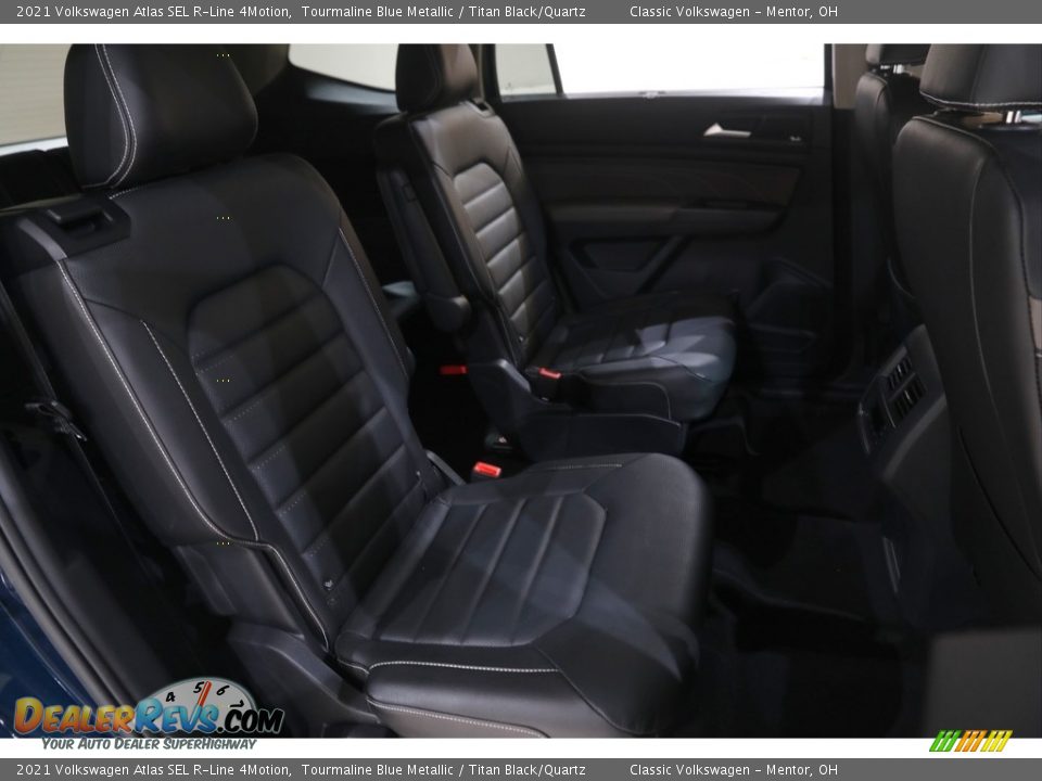 Rear Seat of 2021 Volkswagen Atlas SEL R-Line 4Motion Photo #17