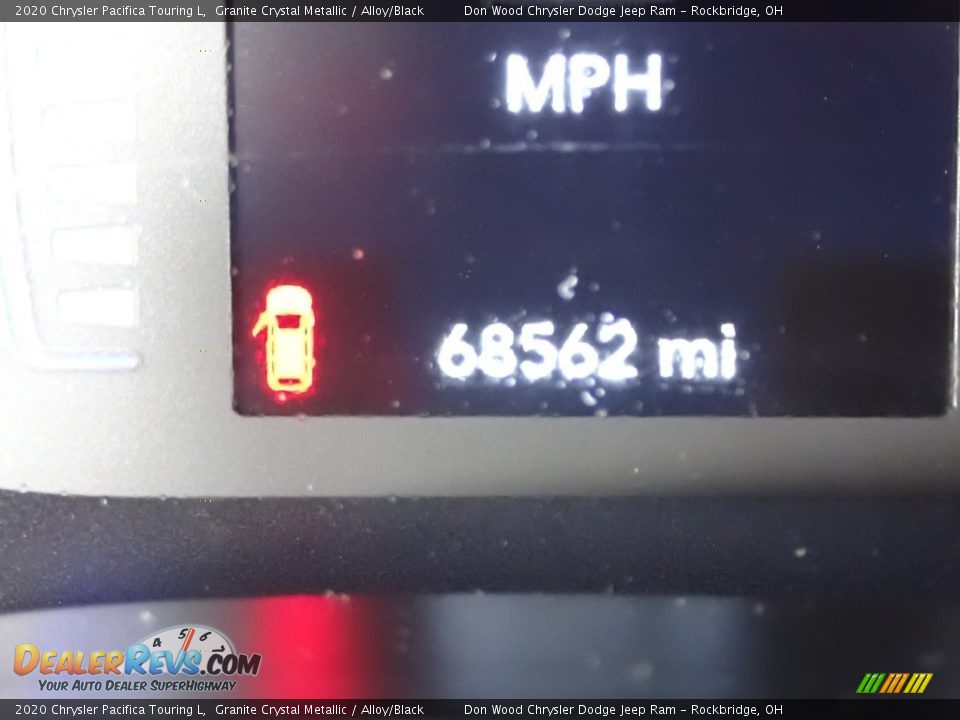 2020 Chrysler Pacifica Touring L Granite Crystal Metallic / Alloy/Black Photo #34