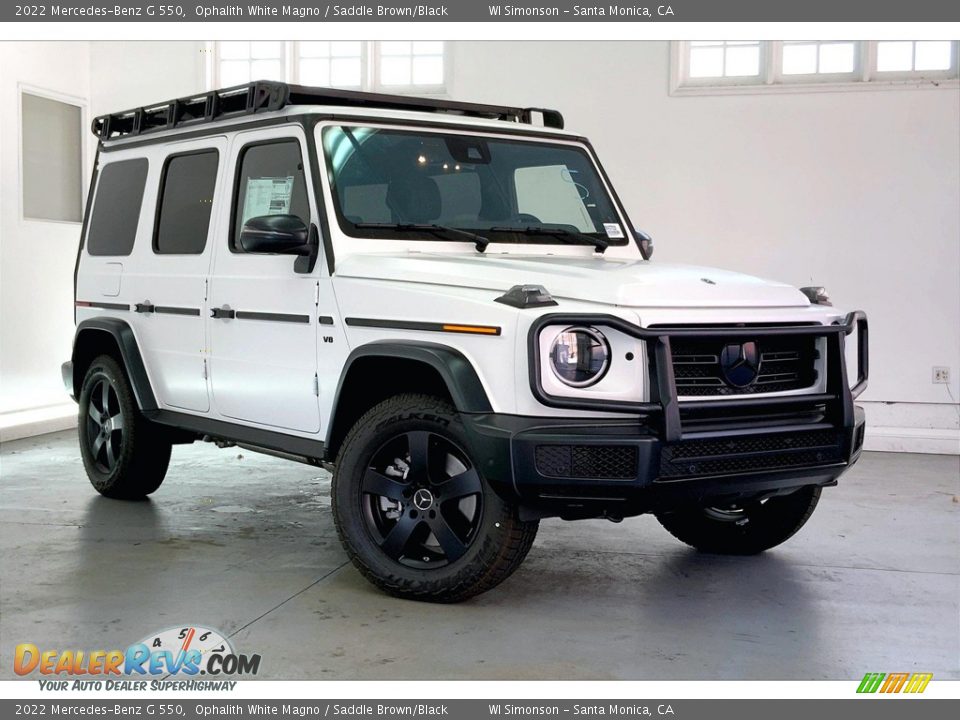 Front 3/4 View of 2022 Mercedes-Benz G 550 Photo #12