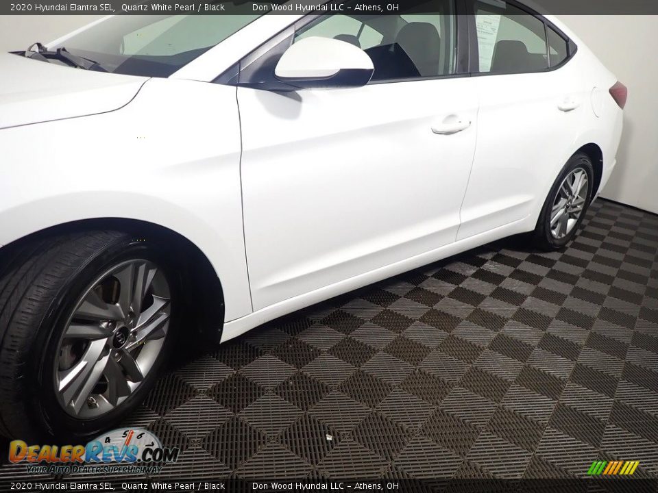 2020 Hyundai Elantra SEL Quartz White Pearl / Black Photo #10