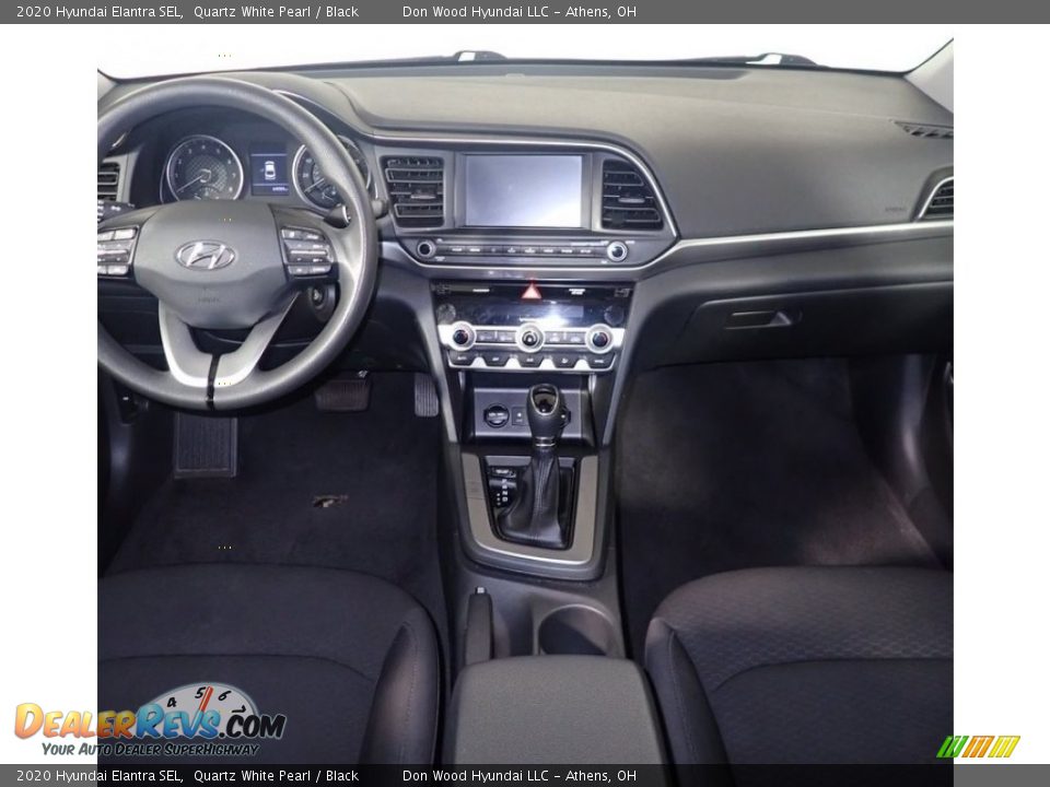 2020 Hyundai Elantra SEL Quartz White Pearl / Black Photo #25