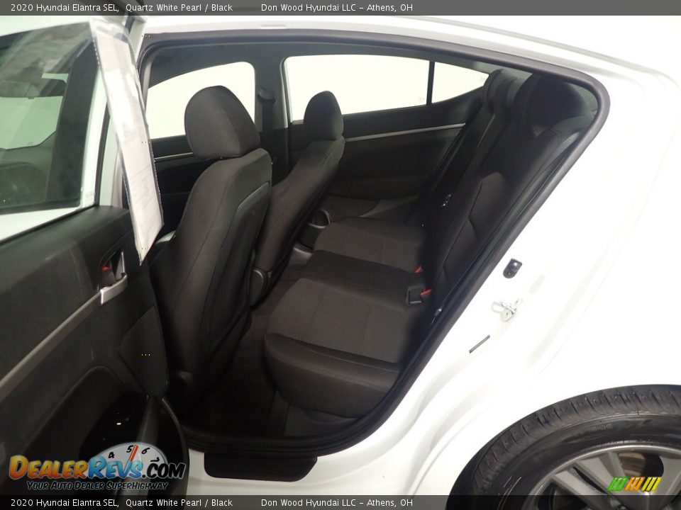 2020 Hyundai Elantra SEL Quartz White Pearl / Black Photo #35
