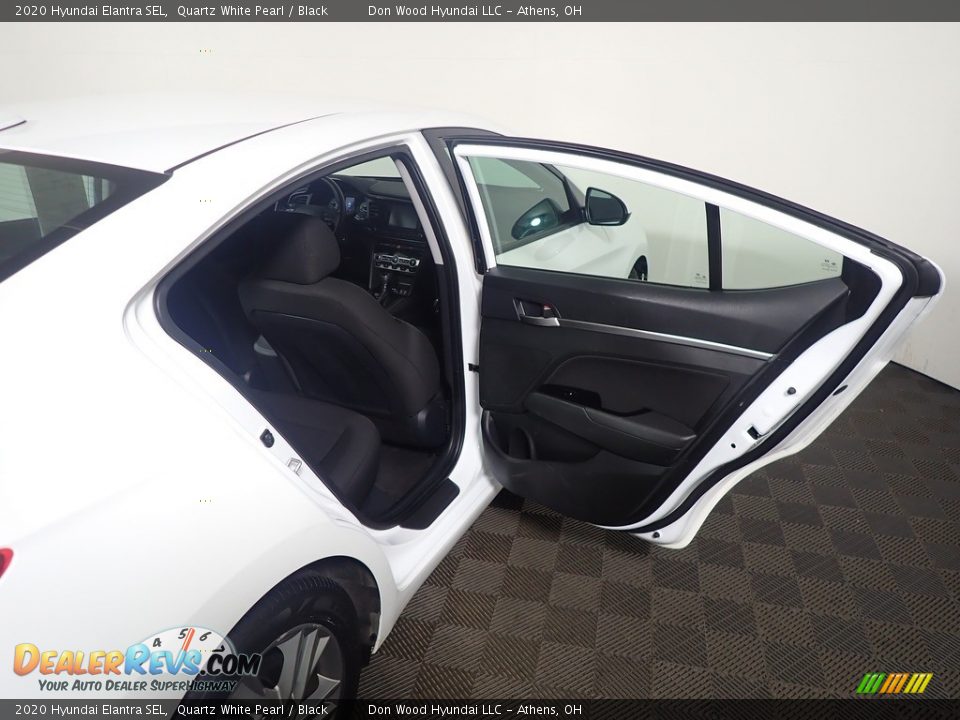 2020 Hyundai Elantra SEL Quartz White Pearl / Black Photo #36