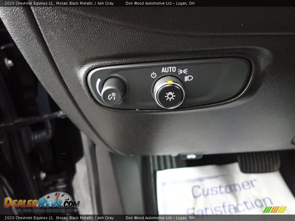 2020 Chevrolet Equinox LS Mosaic Black Metallic / Ash Gray Photo #15