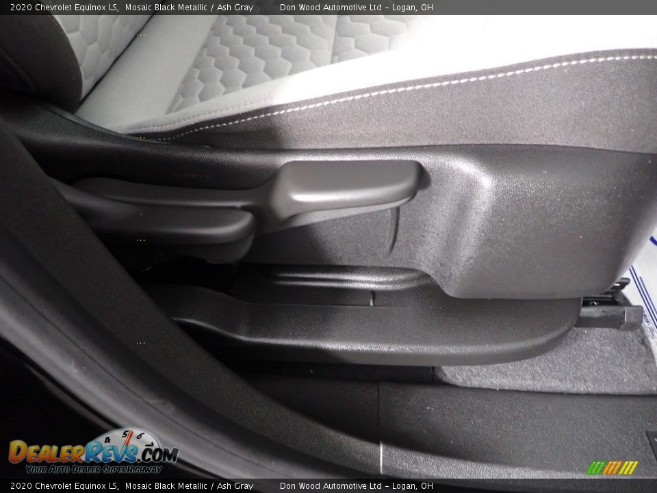 2020 Chevrolet Equinox LS Mosaic Black Metallic / Ash Gray Photo #27