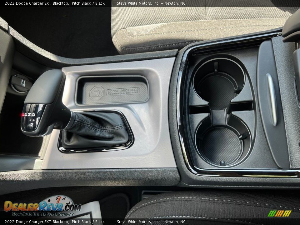 2022 Dodge Charger SXT Blacktop Shifter Photo #25
