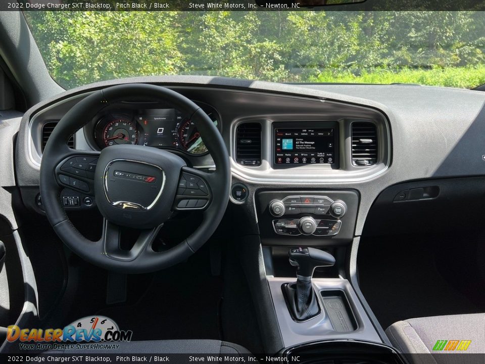 2022 Dodge Charger SXT Blacktop Pitch Black / Black Photo #17