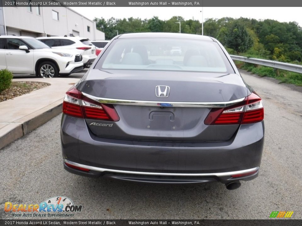 2017 Honda Accord LX Sedan Modern Steel Metallic / Black Photo #13