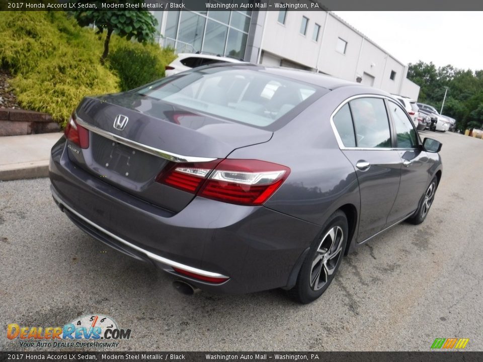 2017 Honda Accord LX Sedan Modern Steel Metallic / Black Photo #14