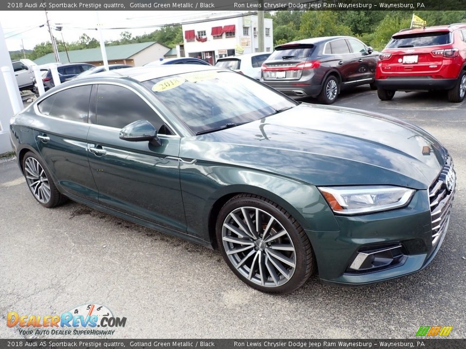 Front 3/4 View of 2018 Audi A5 Sportback Prestige quattro Photo #8