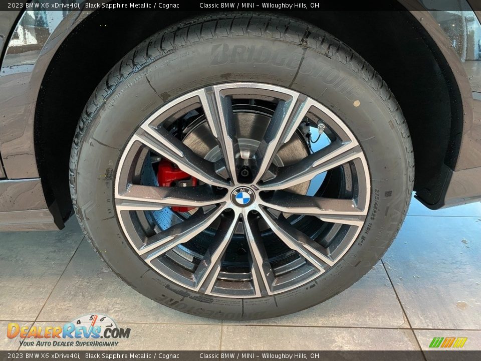 2023 BMW X6 xDrive40i Wheel Photo #3