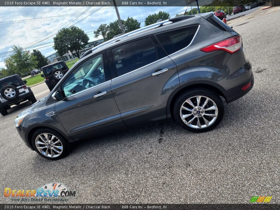 2016 Ford Escape SE 4WD Magnetic Metallic / Charcoal Black Photo #1