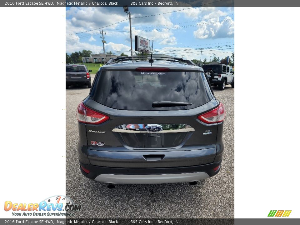 2016 Ford Escape SE 4WD Magnetic Metallic / Charcoal Black Photo #3